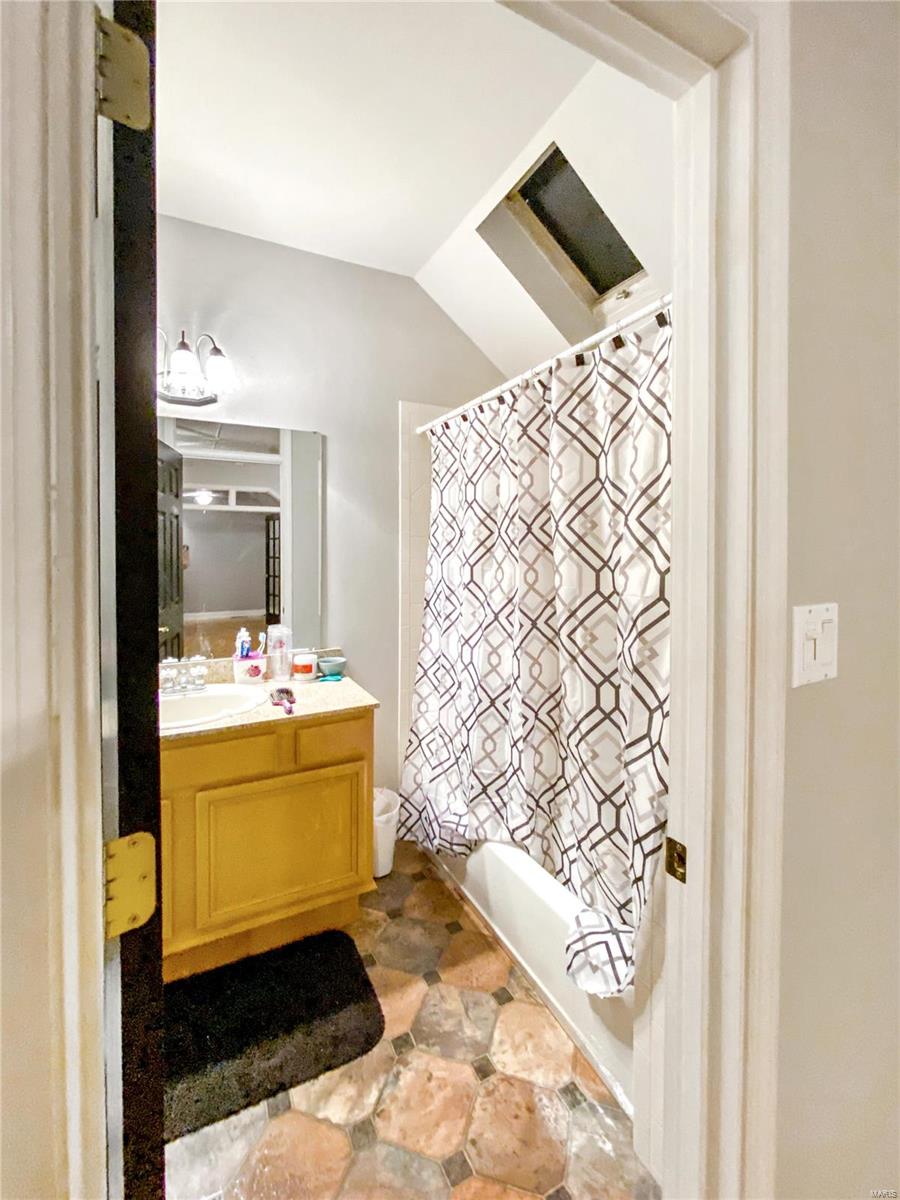 109 North Riebeling Street Columbia, IL 62236 - Photo 13 of 20 Gallery Image 13