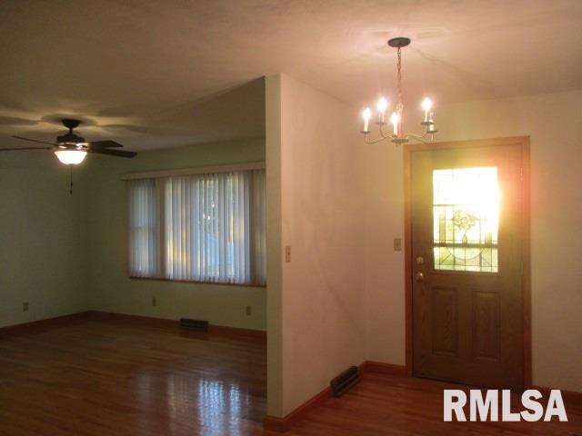 746 Hopewell Road Lacon, IL 61540 - Photo 10 of 25 Gallery Image 10