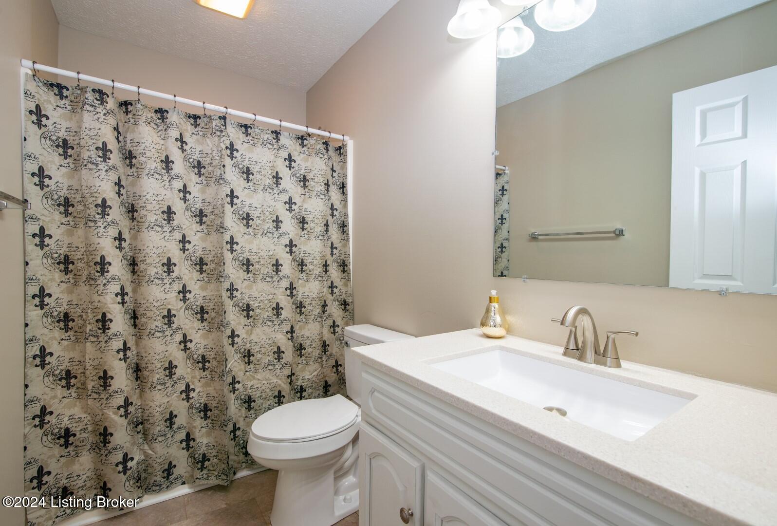 1045 J Thompson Road Rineyville, KY 40162 - Photo 36 of 51 1045 Thompson Rd-35