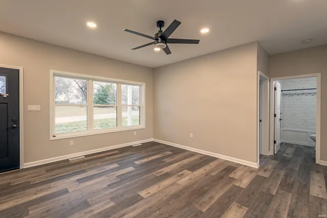 $349,900 | 449 West Washington Street, Winamac, IN 46996