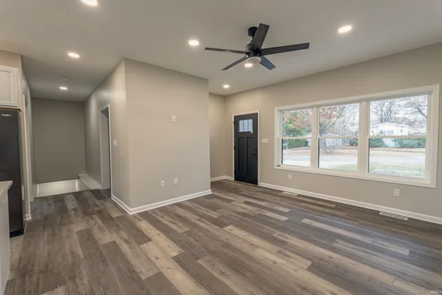 $349,900 | 449 West Washington Street, Winamac, IN 46996