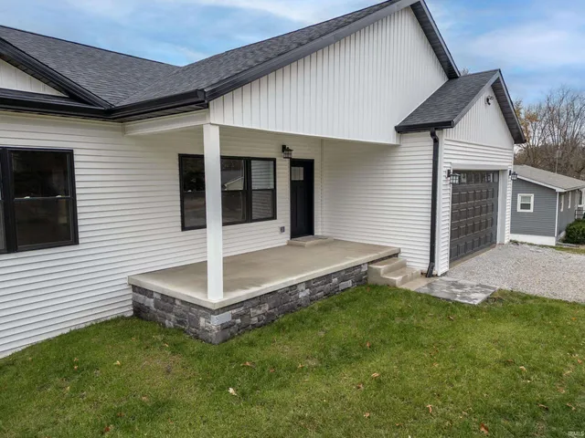 $349,900 | 449 West Washington Street, Winamac, IN 46996