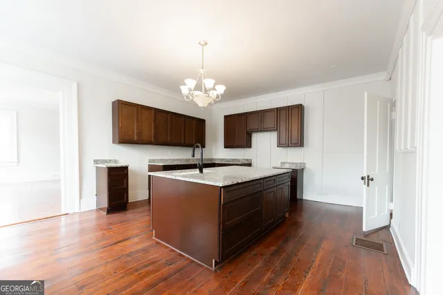 $4,000 | 270 South Main Street, Madison, GA 30650