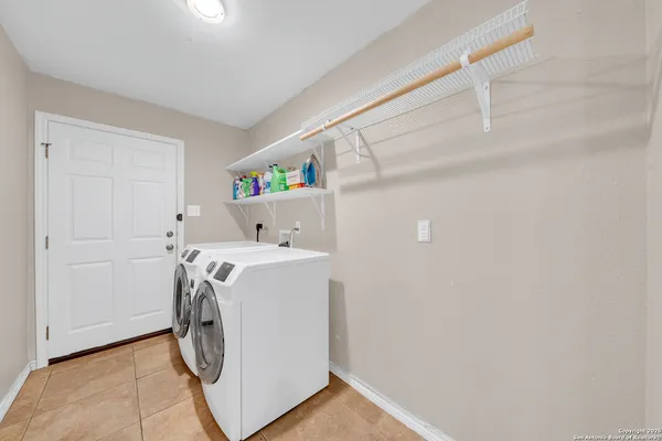 $295,000 | 505 Olive Street, Jourdanton, TX 78026