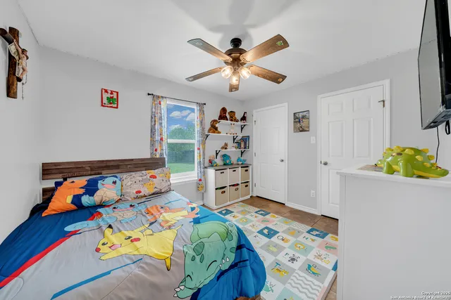 $300,000 | 505 Olive Street, Jourdanton, TX 78026