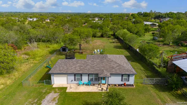 $295,000 | 505 Olive Street, Jourdanton, TX 78026