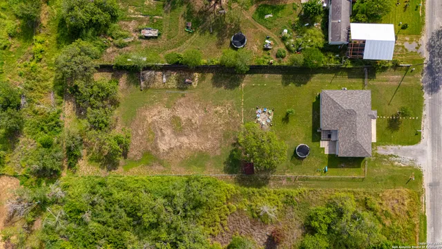 $300,000 | 505 Olive Street, Jourdanton, TX 78026