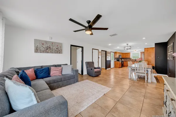 $295,000 | 505 Olive Street, Jourdanton, TX 78026