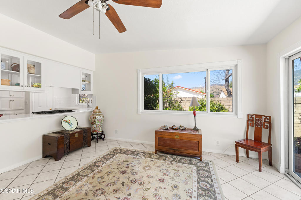 2050 Cheam Avenue Simi Valley, CA 93063 - Photo 10 of 21