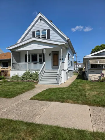 $249,900 | 3762 East Holmes Avenue, Cudahy, WI 53110
