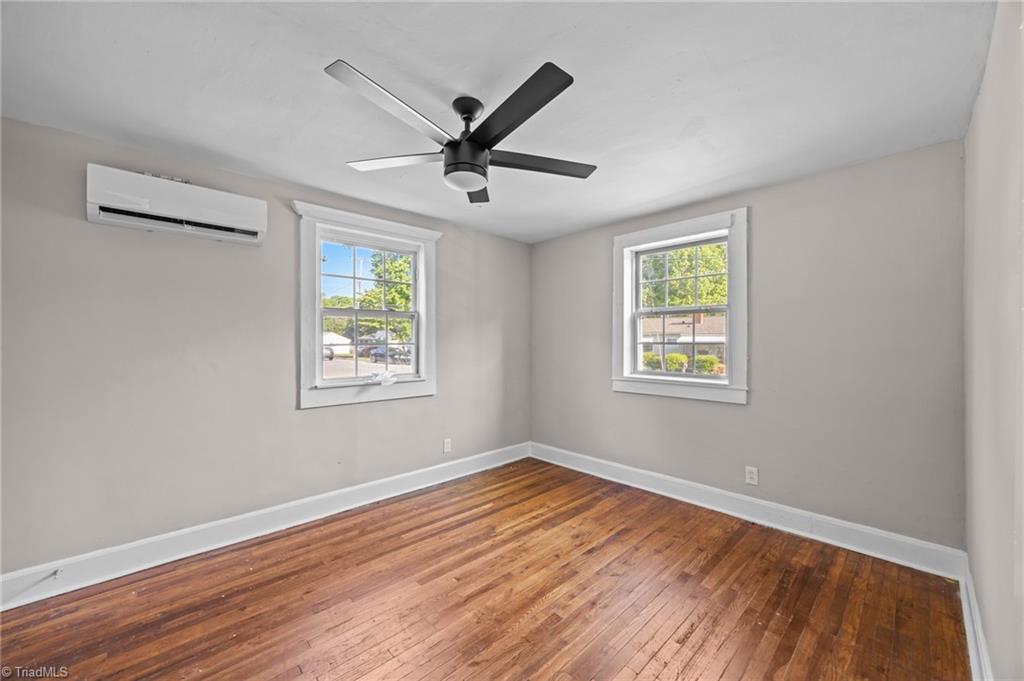 1509 Waverly Street, Unit B High Point, NC 27265 - Photo 11 of 12