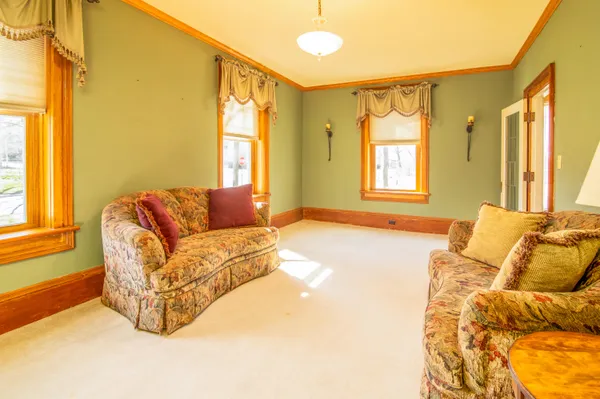 $348,500 | 610 Clyman Street, Watertown, WI 53094