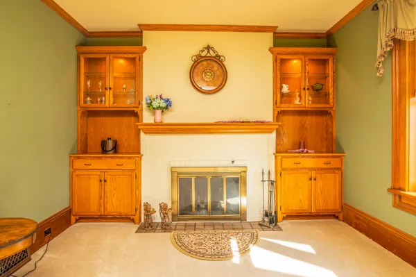 $348,500 | 610 Clyman Street, Watertown, WI 53094