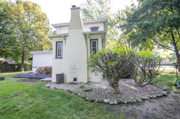 $348,500 | 610 Clyman Street, Watertown, WI 53094