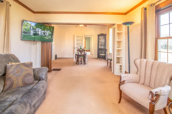 $348,500 | 610 Clyman Street, Watertown, WI 53094