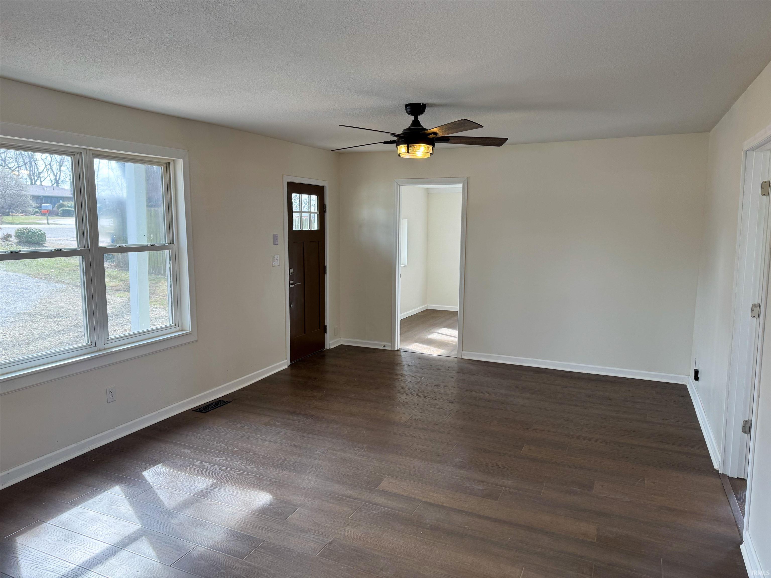 1420 Kimmel Road Vincennes, IN 47591 - Photo 2 of 18