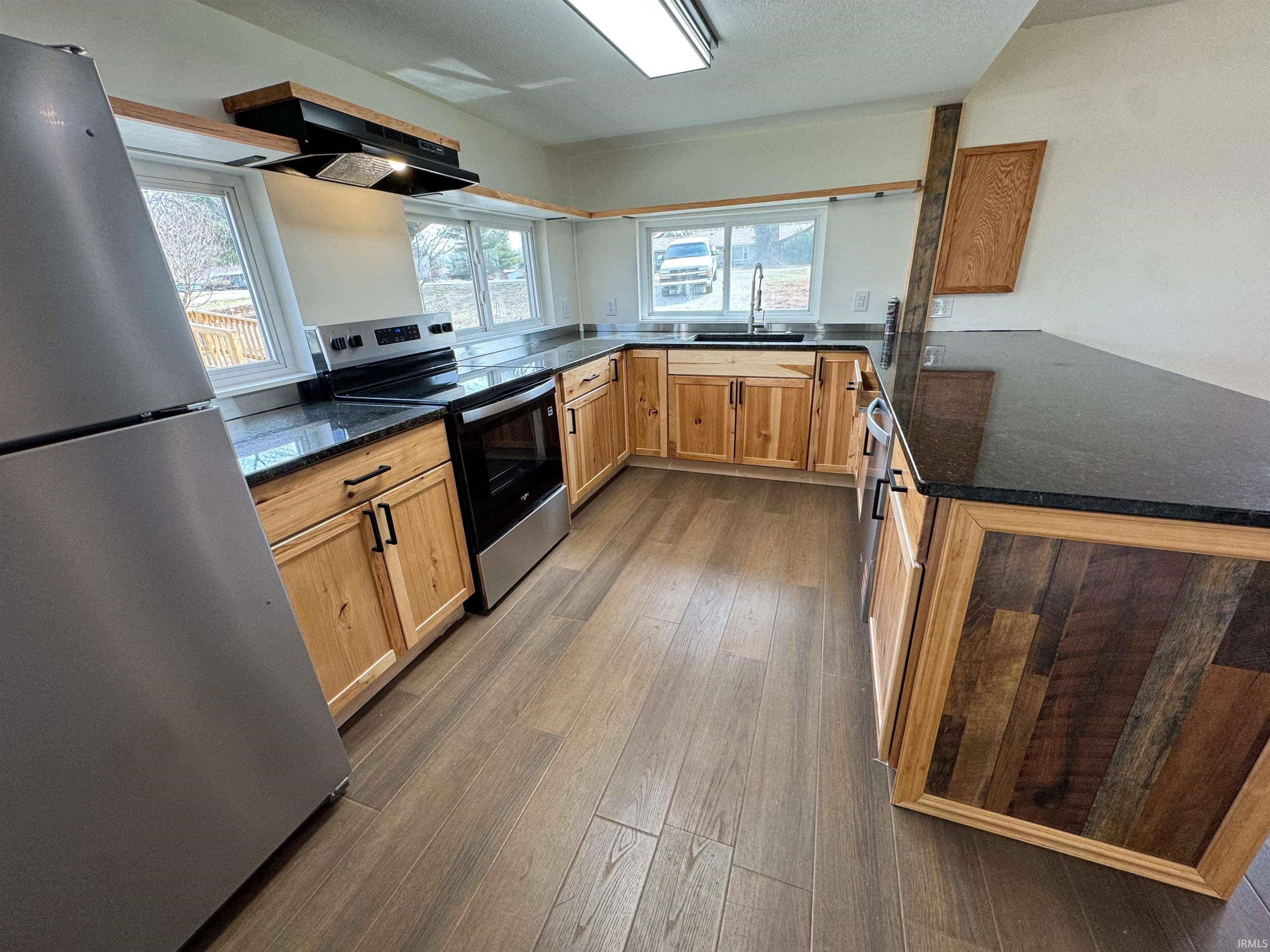 1420 Kimmel Road Vincennes, IN 47591 - Photo 4 of 18