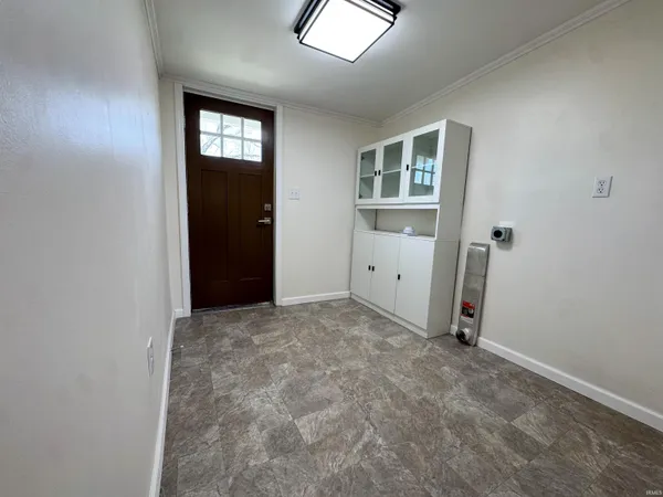 $159,900 | 1420 Kimmel Road, Vincennes, IN 47591