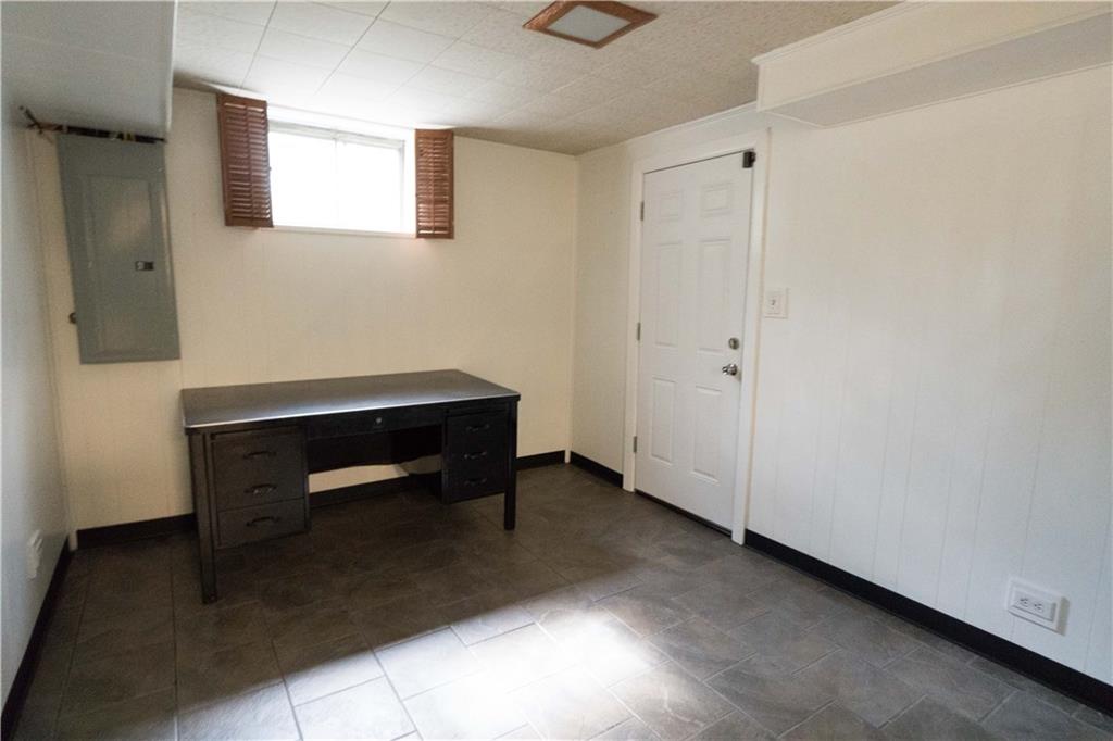 809 Indiana Road Verona, PA 15147 - Photo 15 of 20 Gallery Image 15