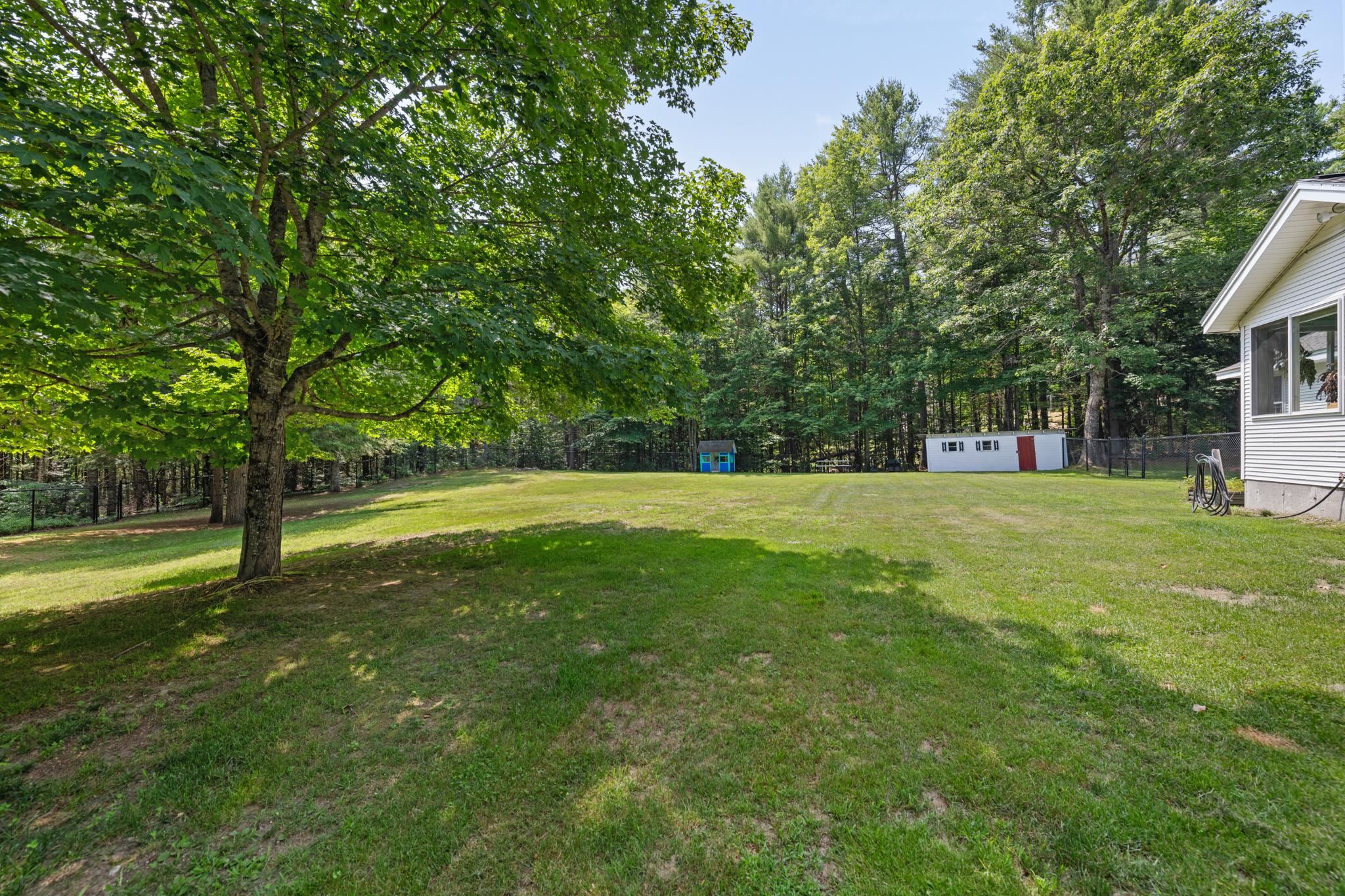 56 Barry Highlands Road Danbury, NH 03230 - Photo 31 of 41