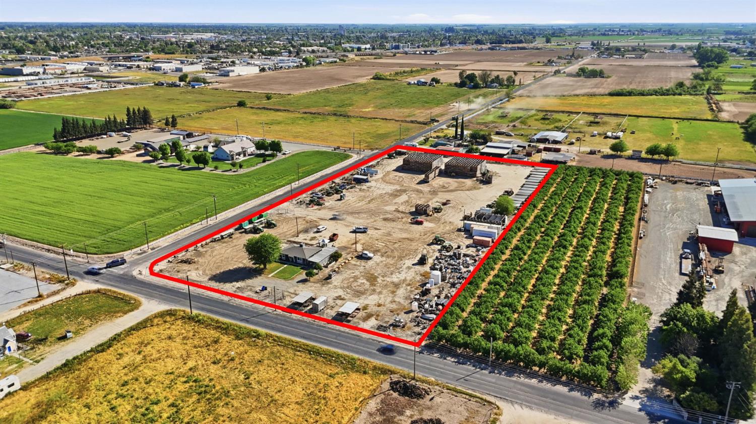 2406 South Walnut Road Turlock, CA 95380 - Photo 2 of 42