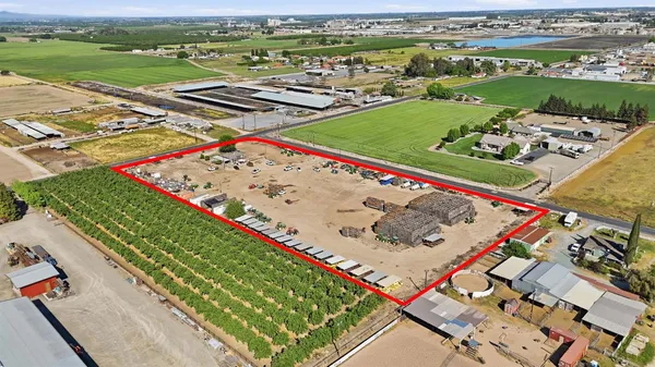 $1,350,000 | 2406 South Walnut Road, Turlock, CA 95380