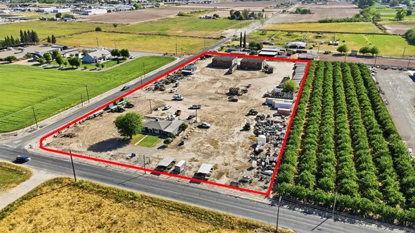 $1,350,000 | 2406 South Walnut Road, Turlock, CA 95380