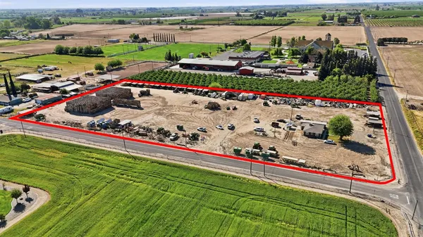 $1,350,000 | 2406 South Walnut Road, Turlock, CA 95380