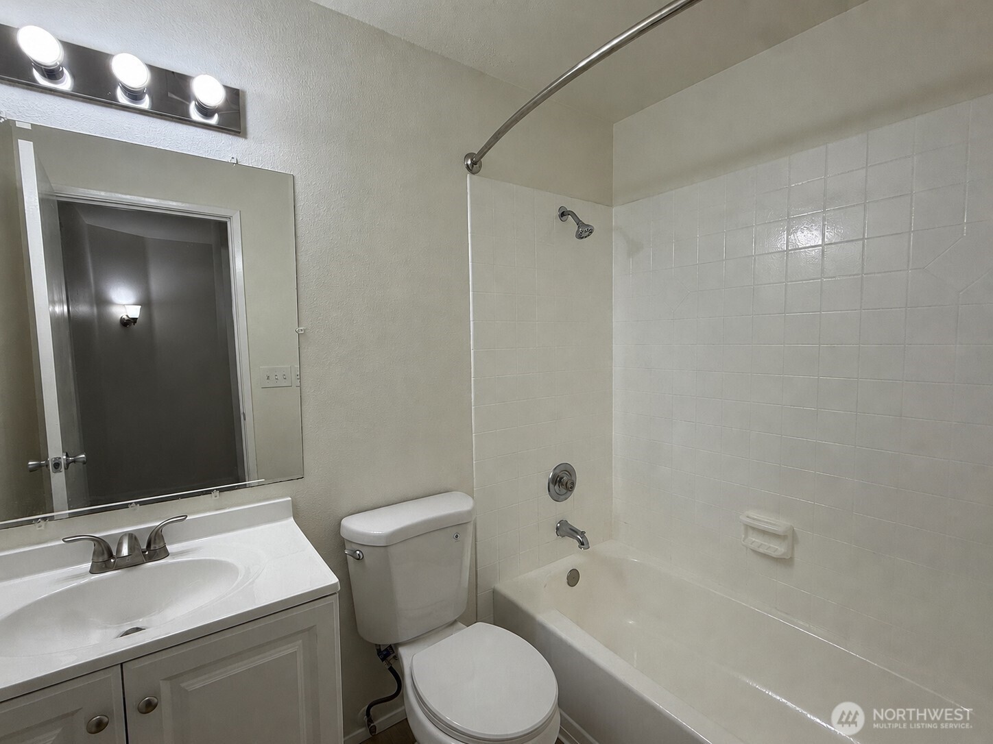 1526 192nd Street Southeast, Unit P4 Bothell, WA 98012 - Photo 9 of 15