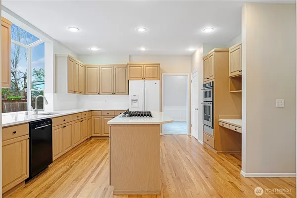 $1,420,000 | 2531 57th Street Southwest, Everett, WA 98203