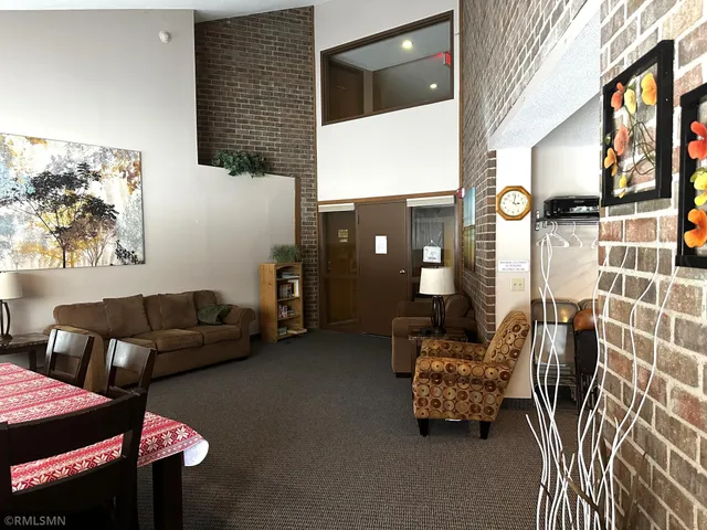 $149,900 | 4300 Trenton Lane North, Unit 104, Plymouth, MN 55442