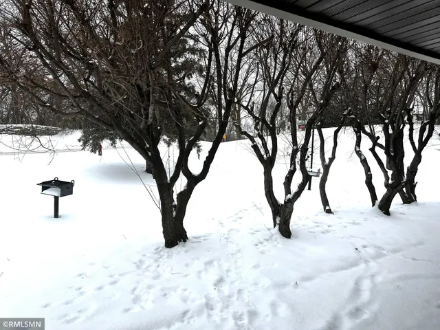 $149,900 | 4300 Trenton Lane North, Unit 104, Plymouth, MN 55442