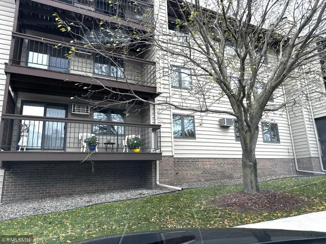 $149,900 | 4300 Trenton Lane North, Unit 104, Plymouth, MN 55442