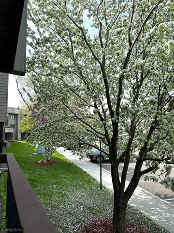 $149,900 | 4300 Trenton Lane North, Unit 104, Plymouth, MN 55442