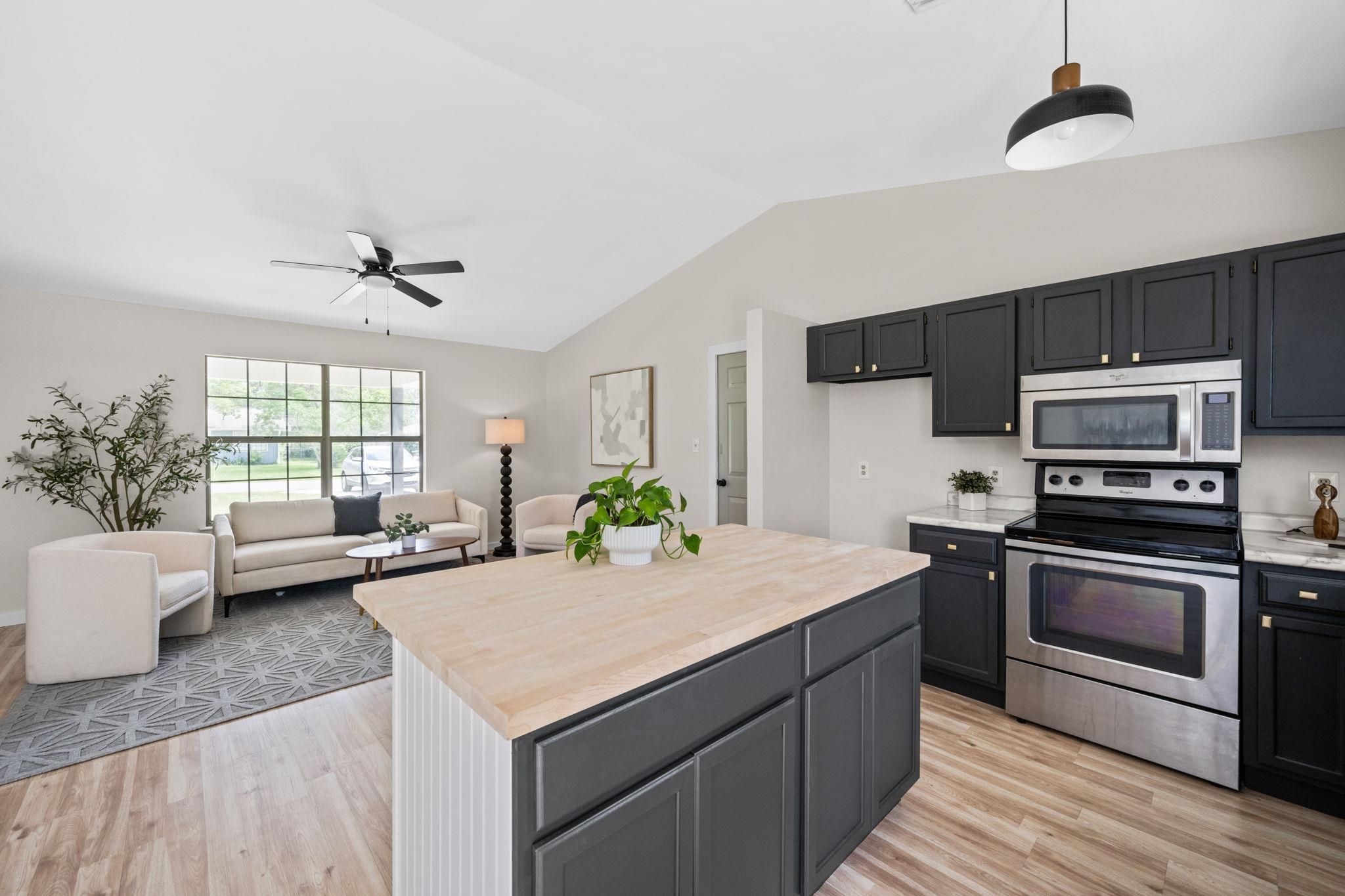 610 East Gate Circle Foley, AL 36535 - Photo 8 of 34