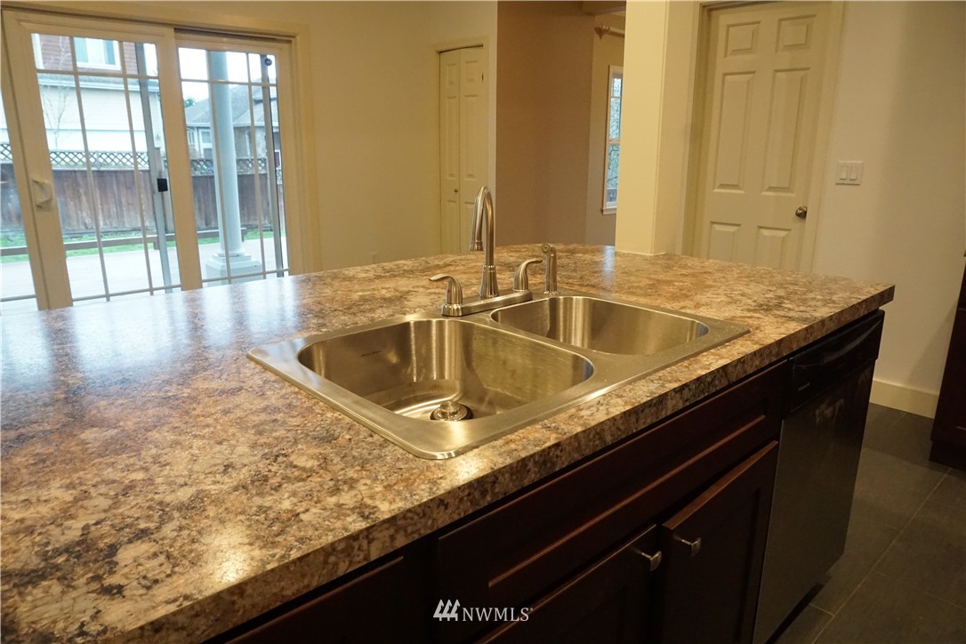 1725 Northeast 24th Street Renton, WA 98056 - Photo 14 of 25 Gallery Image 14
