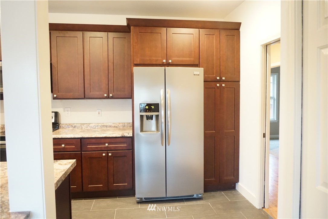 1725 Northeast 24th Street Renton, WA 98056 - Photo 15 of 25 Gallery Image 15