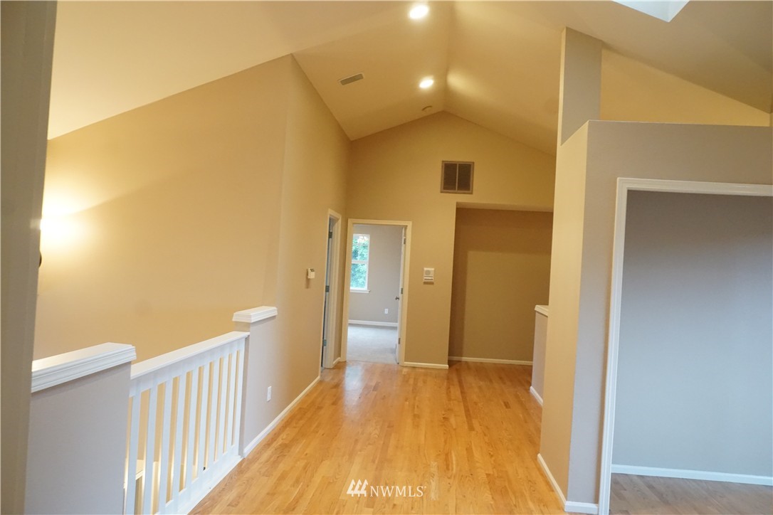 1725 Northeast 24th Street Renton, WA 98056 - Photo 18 of 25 Gallery Image 18