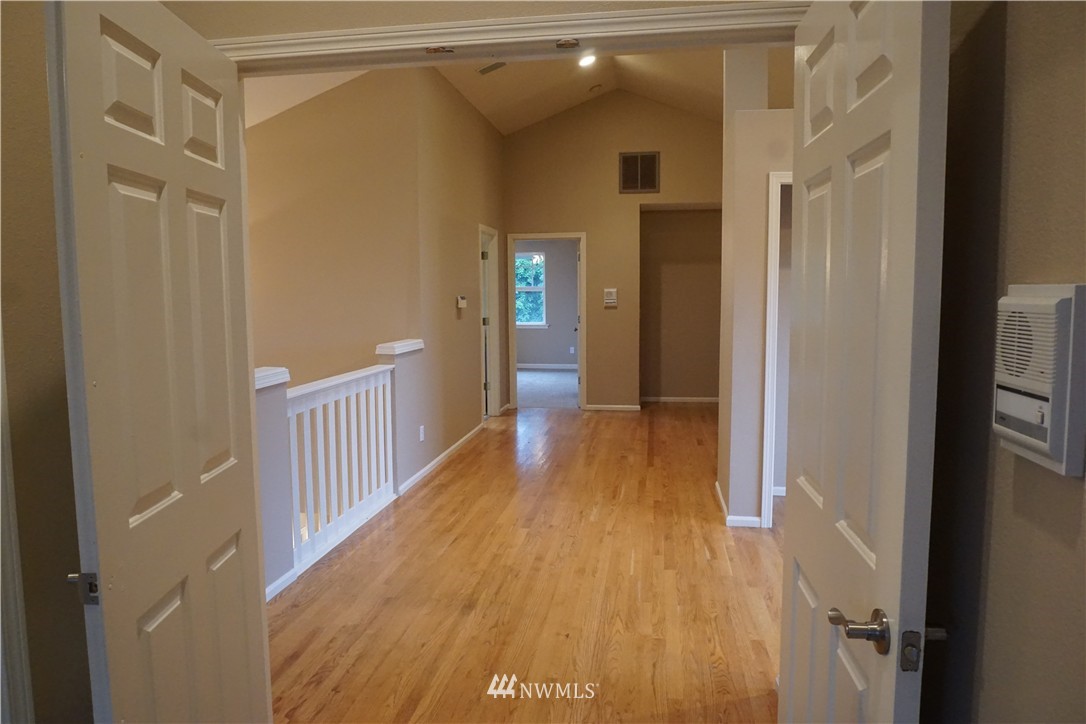 1725 Northeast 24th Street Renton, WA 98056 - Photo 20 of 25 Gallery Image 20
