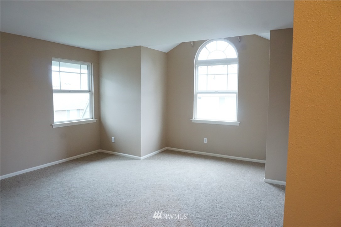 1725 Northeast 24th Street Renton, WA 98056 - Photo 22 of 25 Gallery Image 22