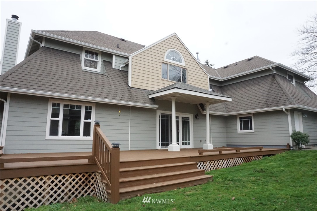 1725 Northeast 24th Street Renton, WA 98056 - Photo 4 of 25 Gallery Image 4