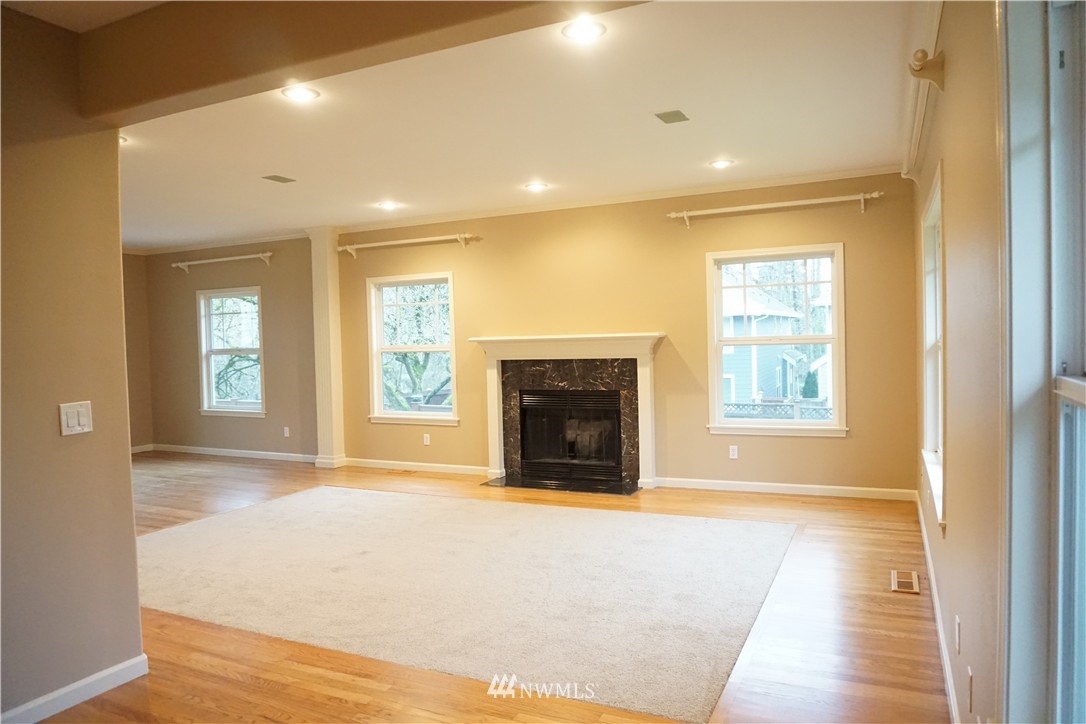 1725 Northeast 24th Street Renton, WA 98056 - Photo 9 of 25 Gallery Image 9