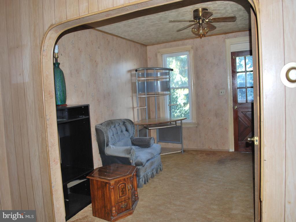 9 Commerce Street Hanover, PA 17331 - Photo 3 of 11 Gallery Image 3