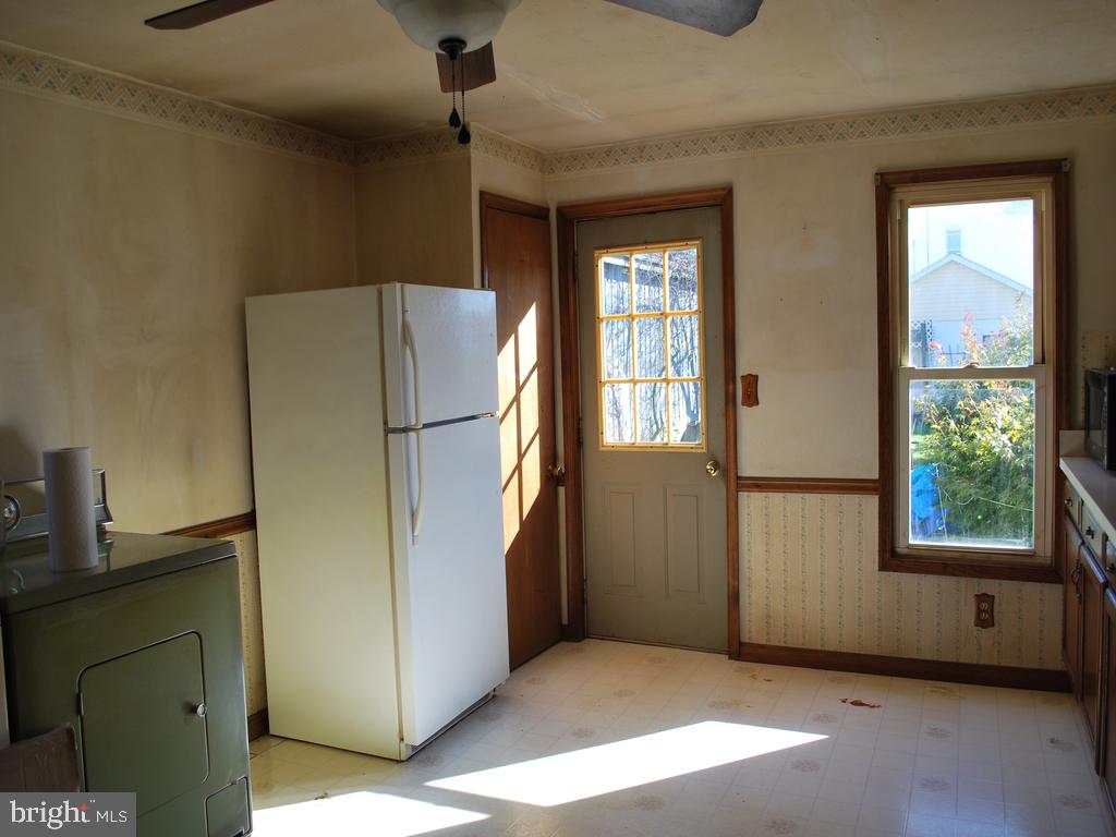 9 Commerce Street Hanover, PA 17331 - Photo 7 of 11 Gallery Image 7