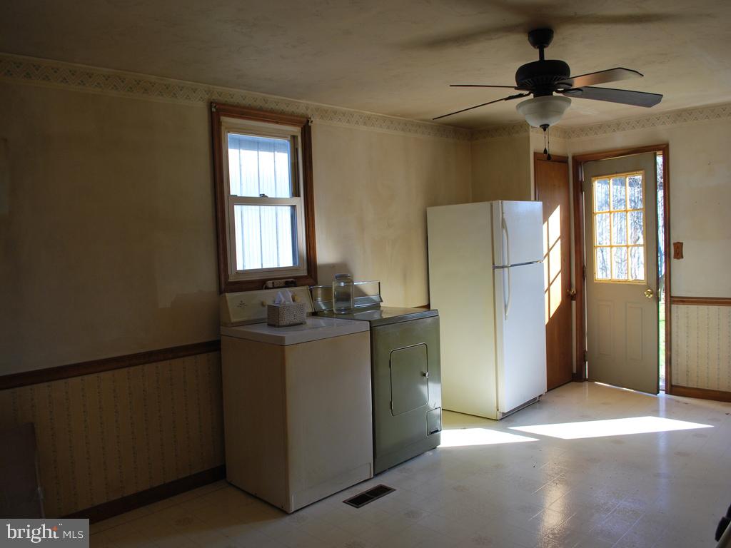9 Commerce Street Hanover, PA 17331 - Photo 8 of 11 Gallery Image 8