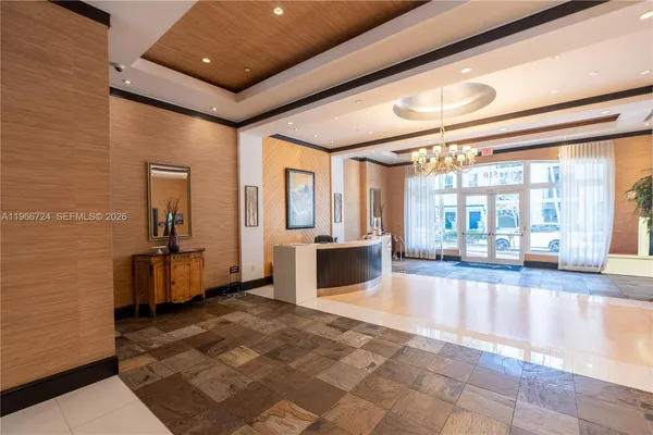 $325,000 | 510 Northwest 84th Avenue, Unit 511, Plantation, FL 33324