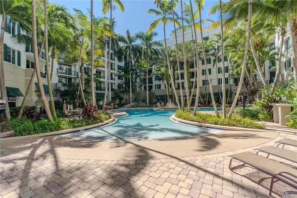 $325,000 | 510 Northwest 84th Avenue, Unit 511, Plantation, FL 33324