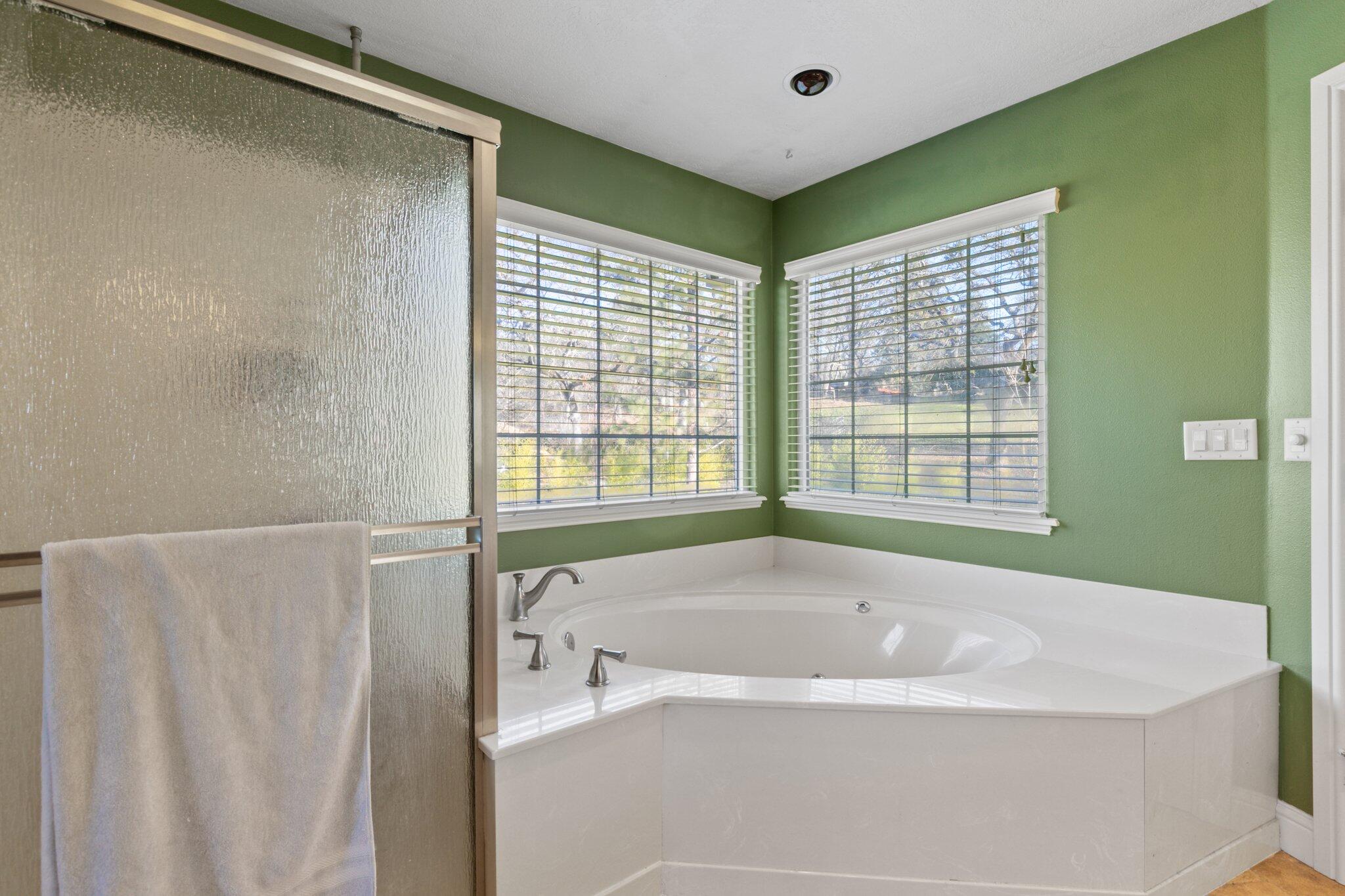 1050 Yankee Creek Road Eagle Point, OR 97524 - Photo 21 of 41 27-web-or-mls-IMGM8934