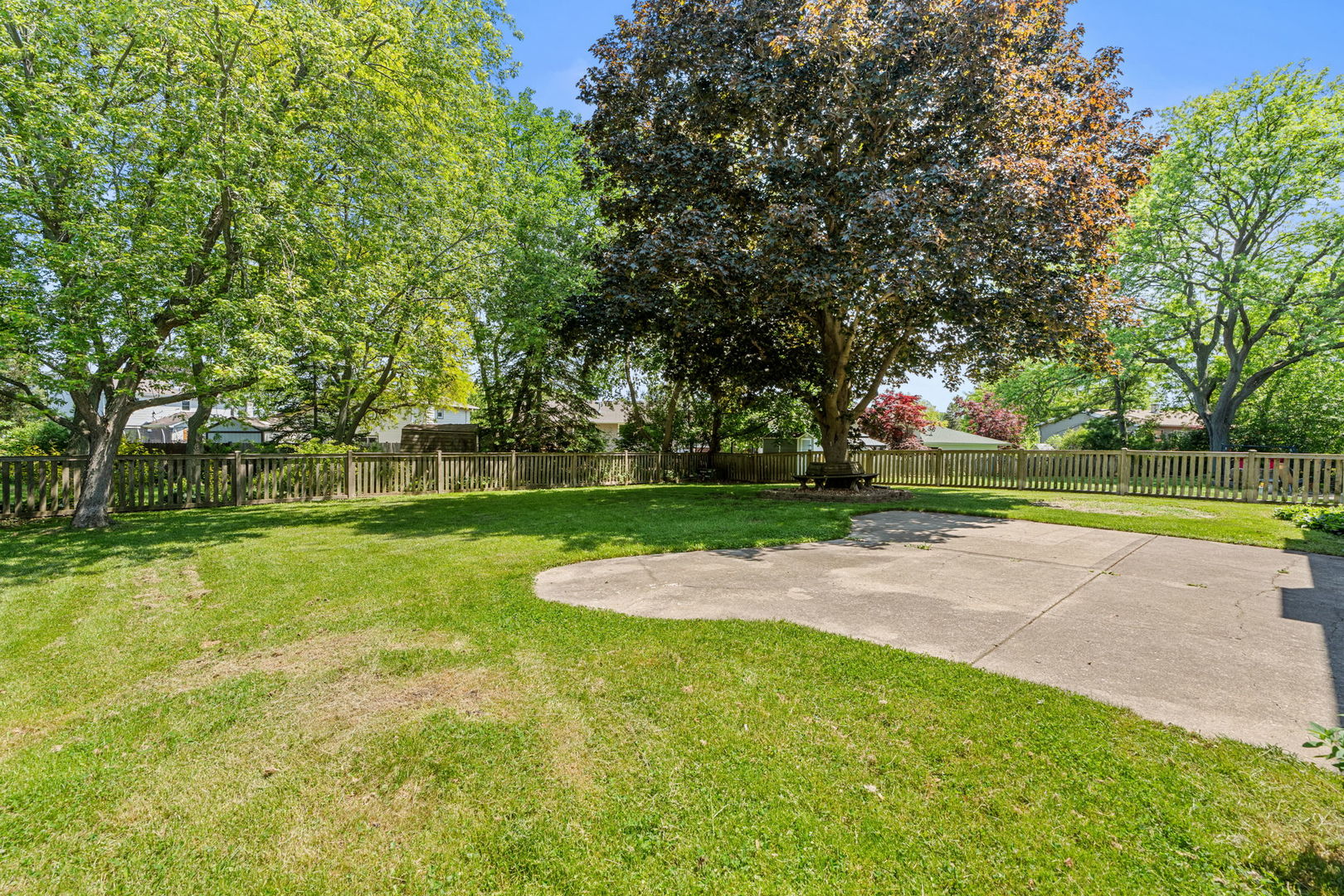 533 Beck Road Lindenhurst, IL 60046 - Photo 23 of 24