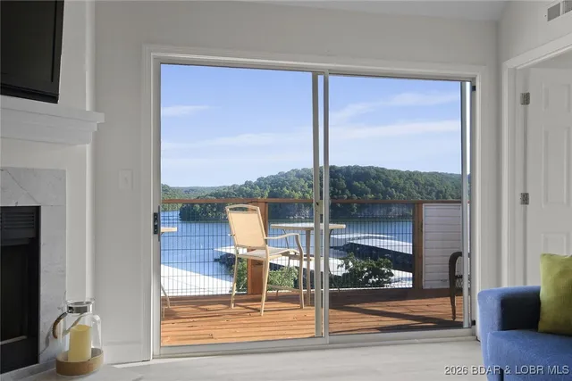 $335,000 | 601 Park Pl Drive, Unit 4D, Kaiser, MO 65047